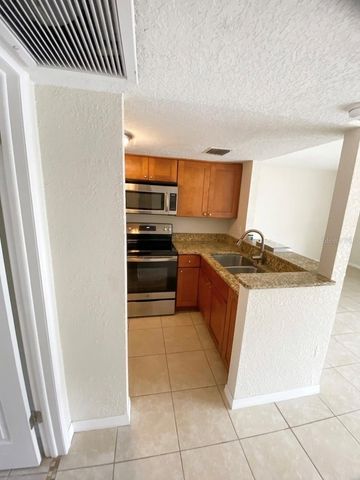 554 ORANGE DRIVE 15, Altamonte Springs, FL 32701