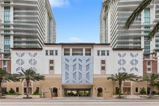300 Sunny Isles Blvd 4-806, Sunny Isles Beach, FL 33160