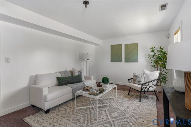 952 Pleasant St, Henrico, VA 23223