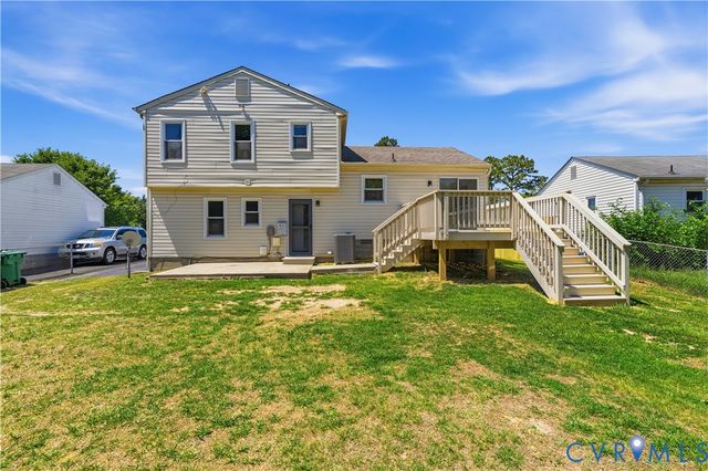 952 Pleasant St, Henrico, VA 23223