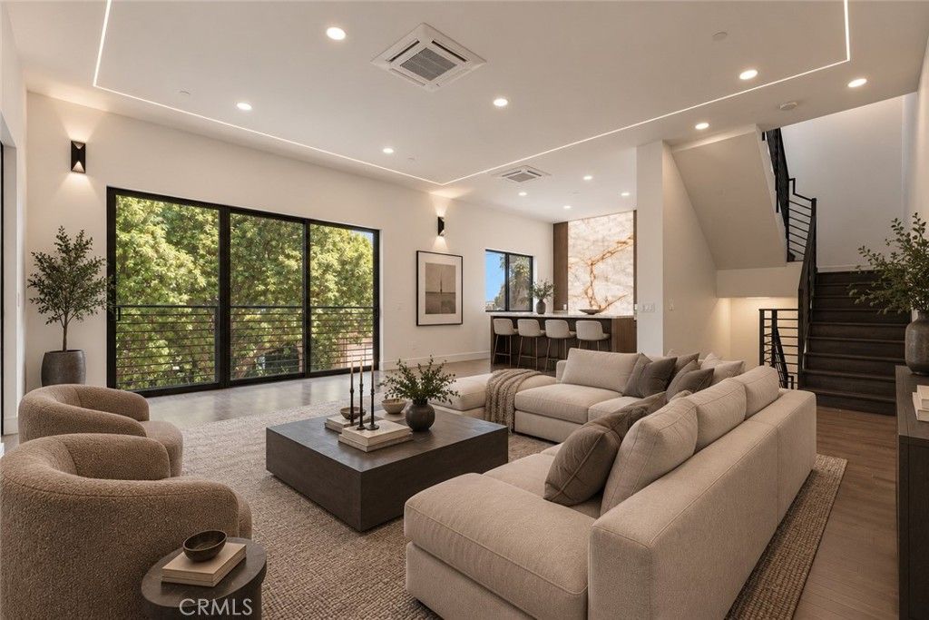 8633 Hollywood, Los Angeles, CA 90069 — photo 5