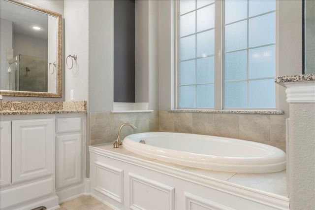 2521 Damsel Bella Boulevard, Lewisville, TX 75056
