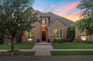 2521 Damsel Bella Boulevard, Lewisville, TX 75056