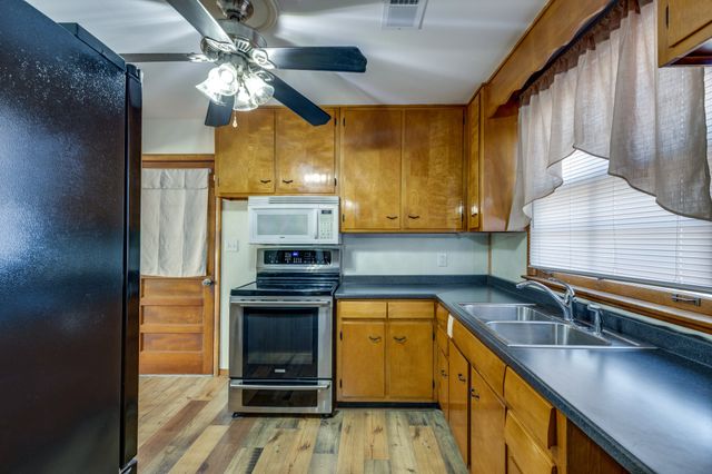 2728 Nodyne Dr, Nashville, TN 37214