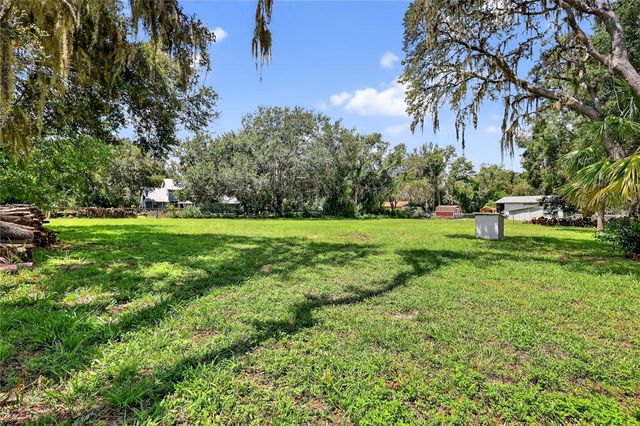 32524 GREENWOOD LOOP, Wesley Chapel, FL 33545