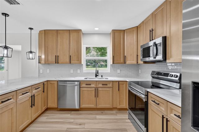 32524 GREENWOOD LOOP, Wesley Chapel, FL 33545