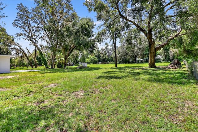 32524 GREENWOOD LOOP, Wesley Chapel, FL 33545