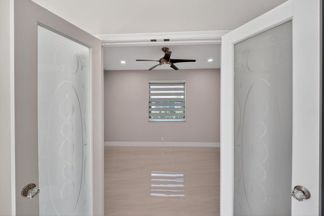 3043 Lakewood Drive, Weston, FL 33332