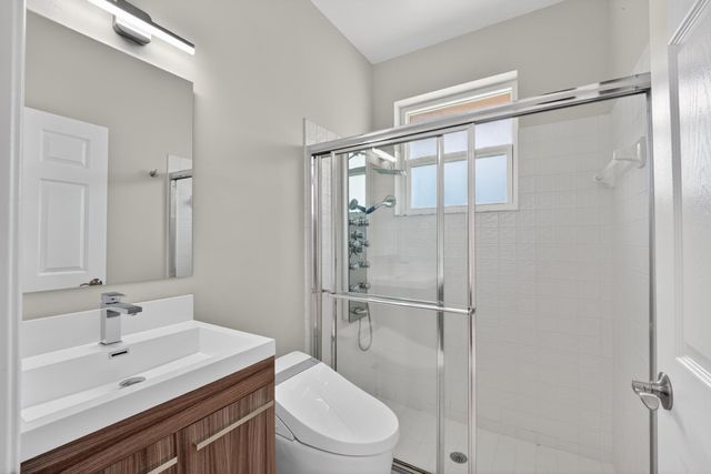 3043 Lakewood Drive, Weston, FL 33332