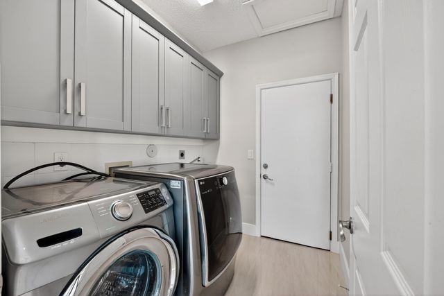 3043 Lakewood Drive, Weston, FL 33332