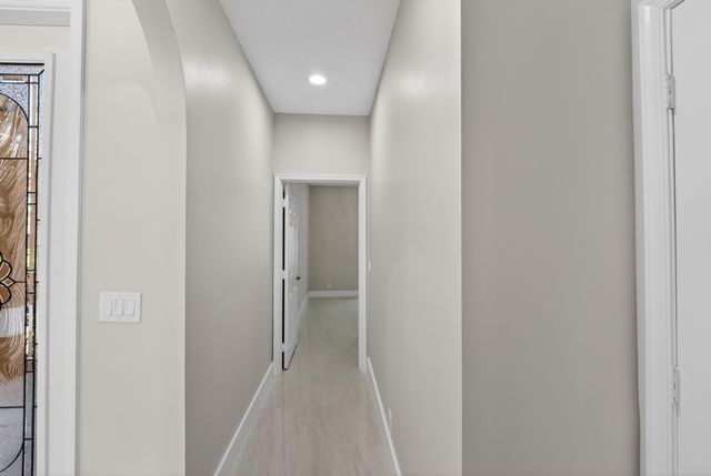 3043 Lakewood Drive, Weston, FL 33332