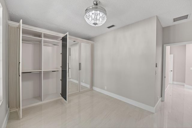 3043 Lakewood Drive, Weston, FL 33332