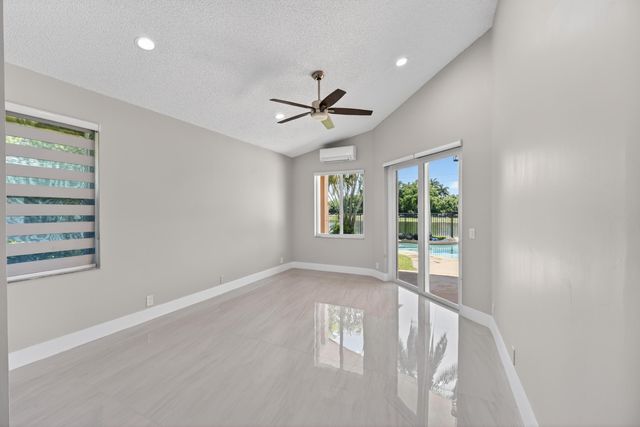 3043 Lakewood Drive, Weston, FL 33332