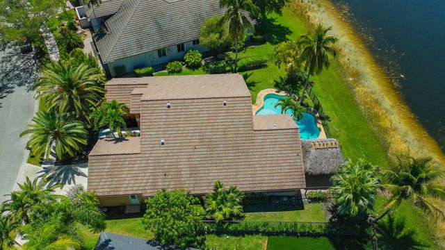 3043 Lakewood Drive, Weston, FL 33332