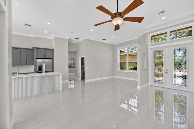 3043 Lakewood Drive, Weston, FL 33332