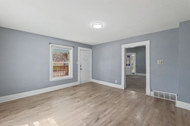 1002 S Lulu St., Wichita, KS 67211