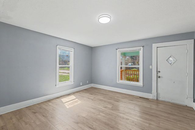 1002 S Lulu St., Wichita, KS 67211