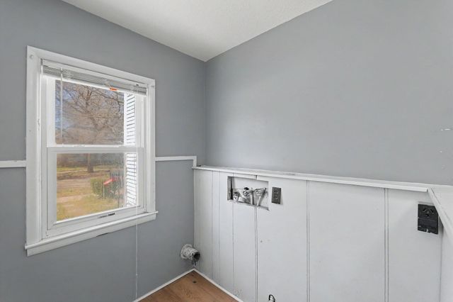 1002 S Lulu St., Wichita, KS 67211