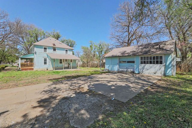 1002 S Lulu St., Wichita, KS 67211