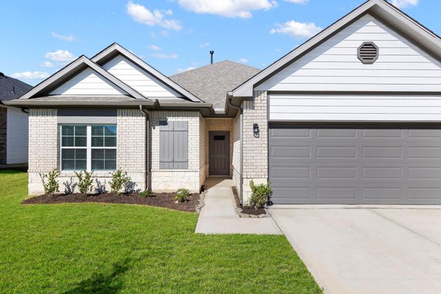 11832 Whirlaway Drive, Willis, TX 77318