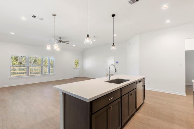 11832 Whirlaway Drive, Willis, TX 77318