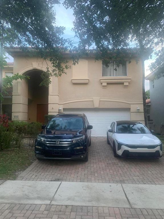 433 Gazetta Way, West Palm Beach, FL 33413