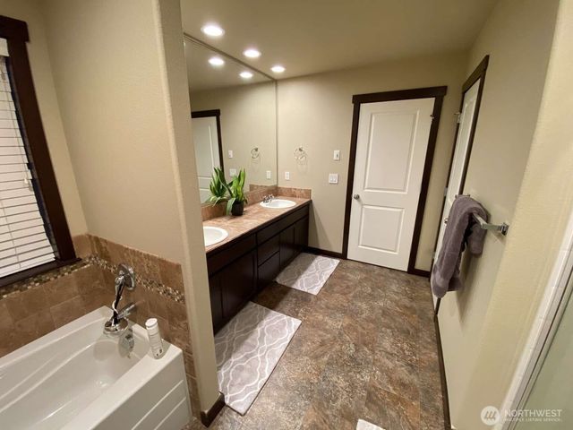 17732 82ND Drive NE, Arlington, WA 98223