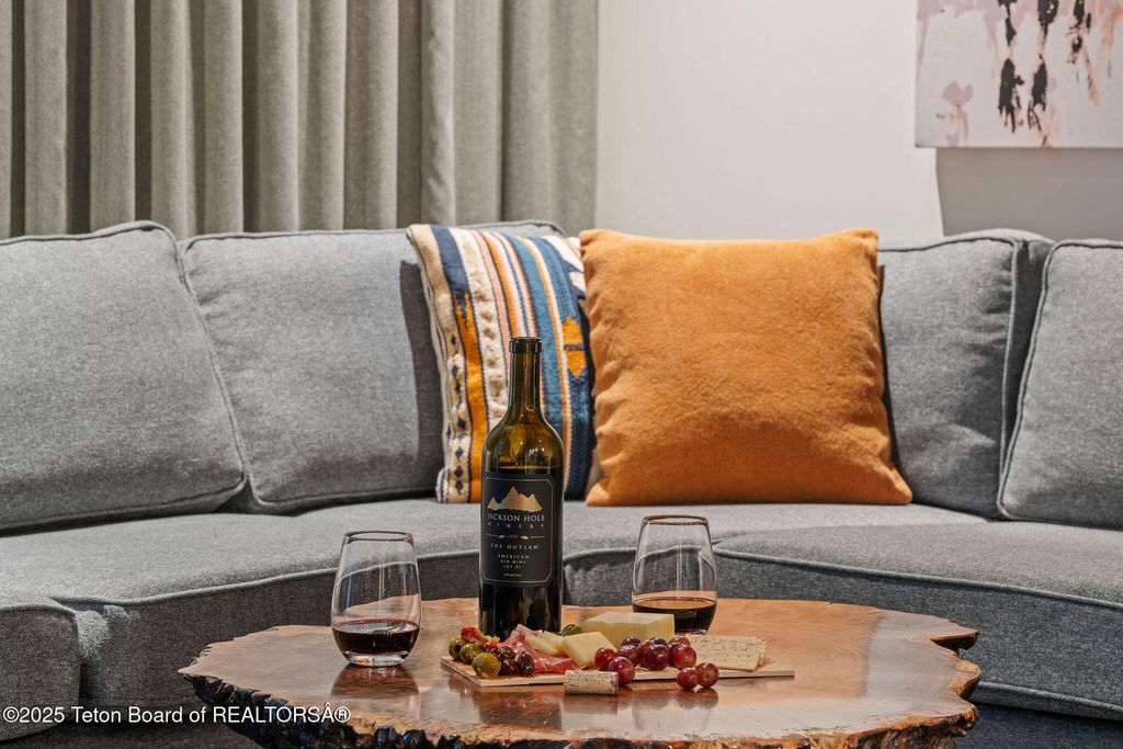 3335 W VILLLAGE Drive, 201/203, Teton Village, WY 83025 photo 10