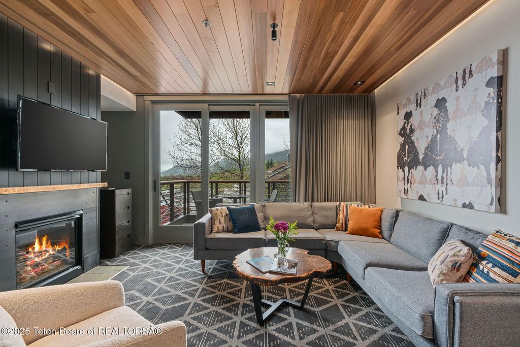 3335 W VILLLAGE Drive, 201/203, Teton Village, WY 83025 photo 2