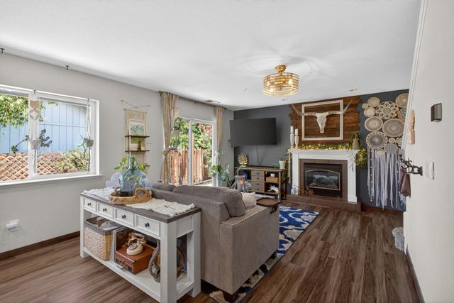 213 K St, Lincoln, CA 95648