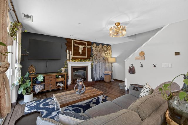 213 K St, Lincoln, CA 95648