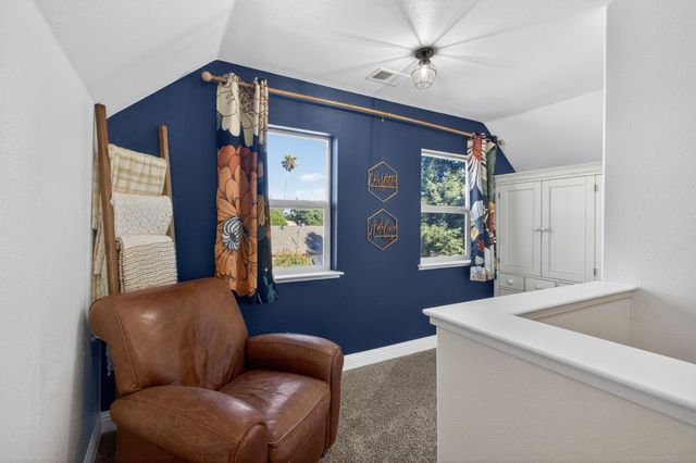 213 K St, Lincoln, CA 95648