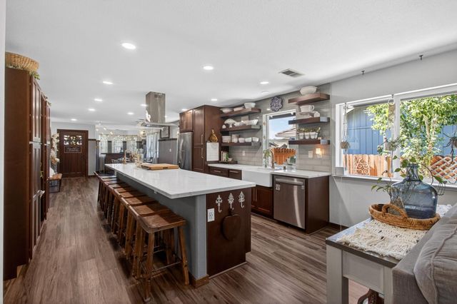213 K St, Lincoln, CA 95648