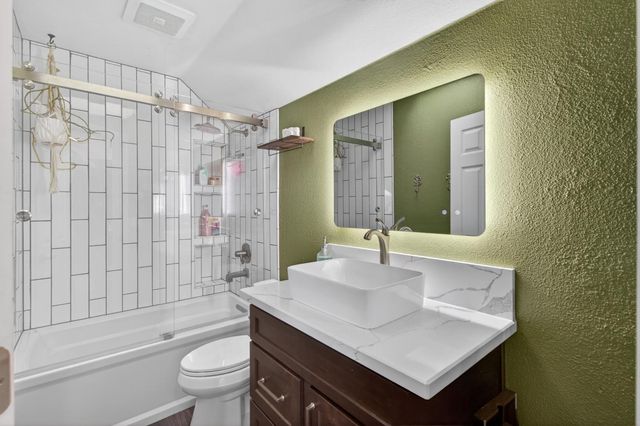 213 K St, Lincoln, CA 95648