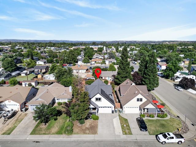 213 K St, Lincoln, CA 95648