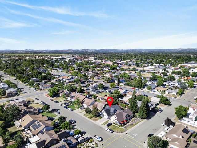 213 K St, Lincoln, CA 95648