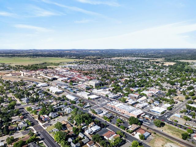 213 K St, Lincoln, CA 95648