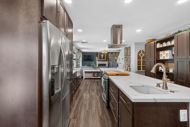 213 K St, Lincoln, CA 95648