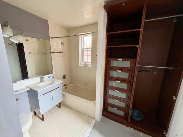 14018 Burden Crescent 410, Jamaica, NY 11435