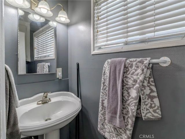 2517 W Merle, Anaheim, CA 92804