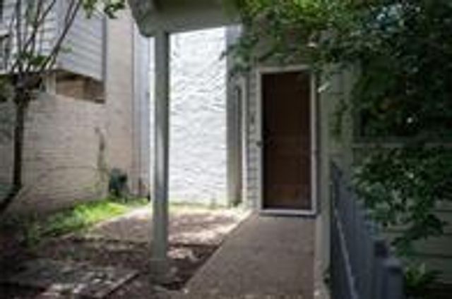 12625 Memorial Drive 4, Houston, TX 77024