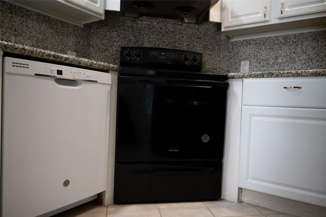 12625 Memorial Drive 4, Houston, TX 77024