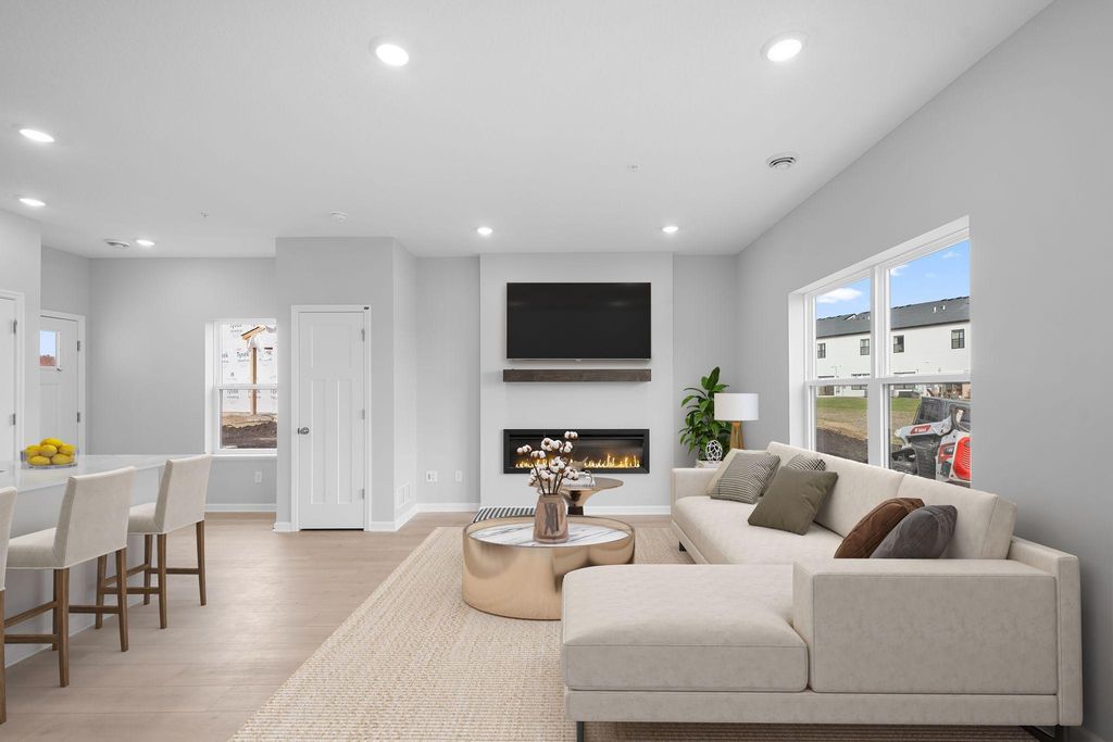 1024 130th Court E, Rosemount, MN 55068