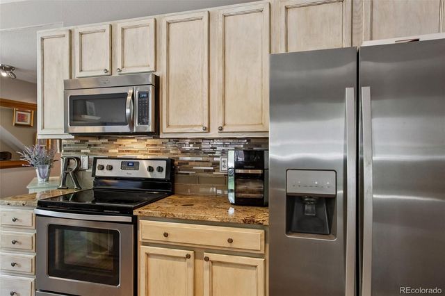 10336 W 55th Place 101, Arvada, CO 80002