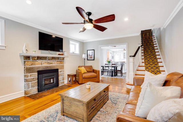 556 FAIRTHORNE AVE, Philadelphia, PA 19128