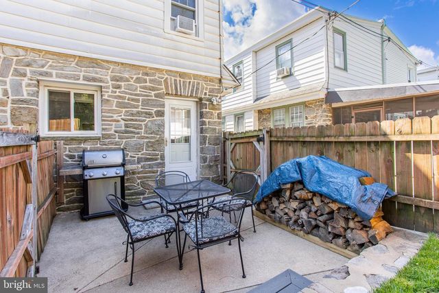 556 FAIRTHORNE AVE, Philadelphia, PA 19128