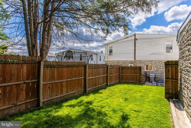 556 FAIRTHORNE AVE, Philadelphia, PA 19128