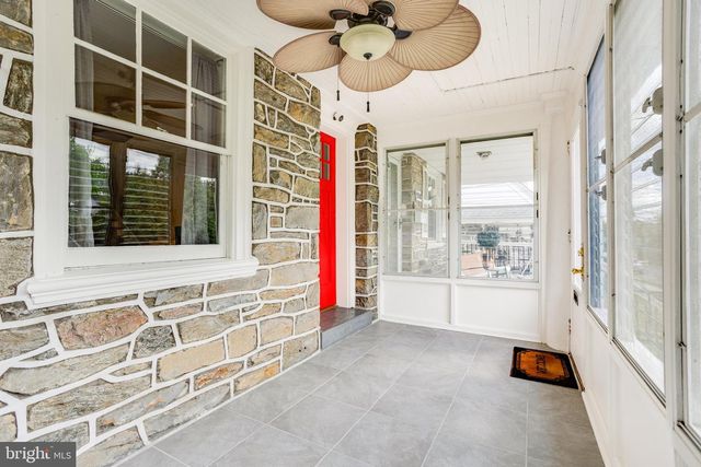 556 FAIRTHORNE AVE, Philadelphia, PA 19128