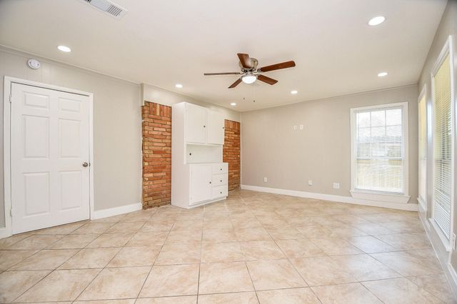 515 Westside Court, Pasadena, TX 77502