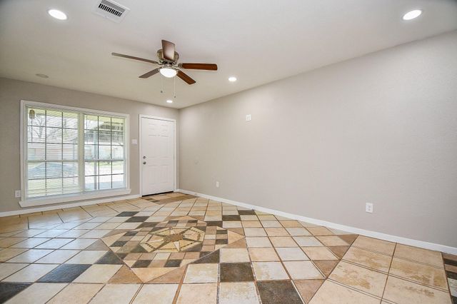 515 Westside Court, Pasadena, TX 77502